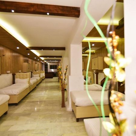 Hotel Sallow International-Hotel Near Golden Temple Amritsar Exterior foto
