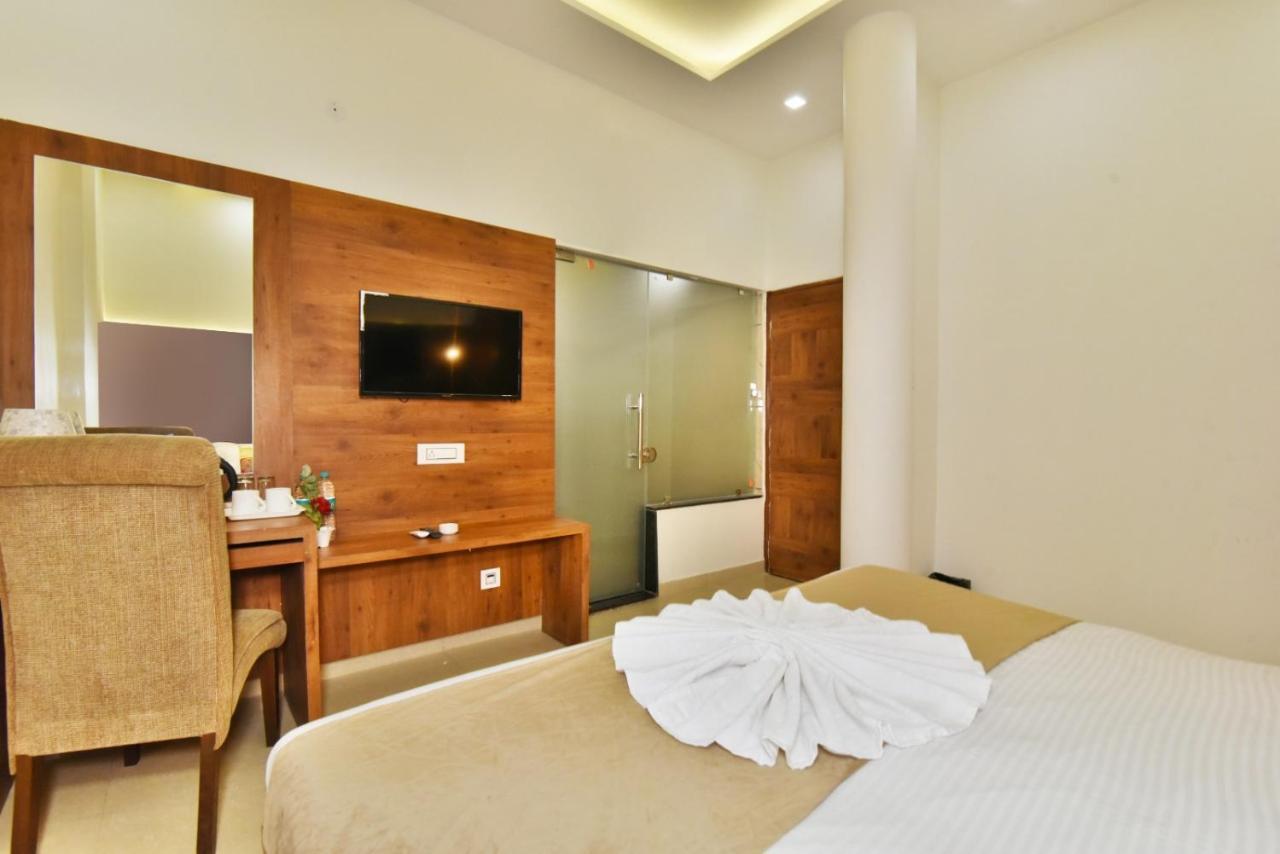Hotel Sallow International-Hotel Near Golden Temple Amritsar Exterior foto